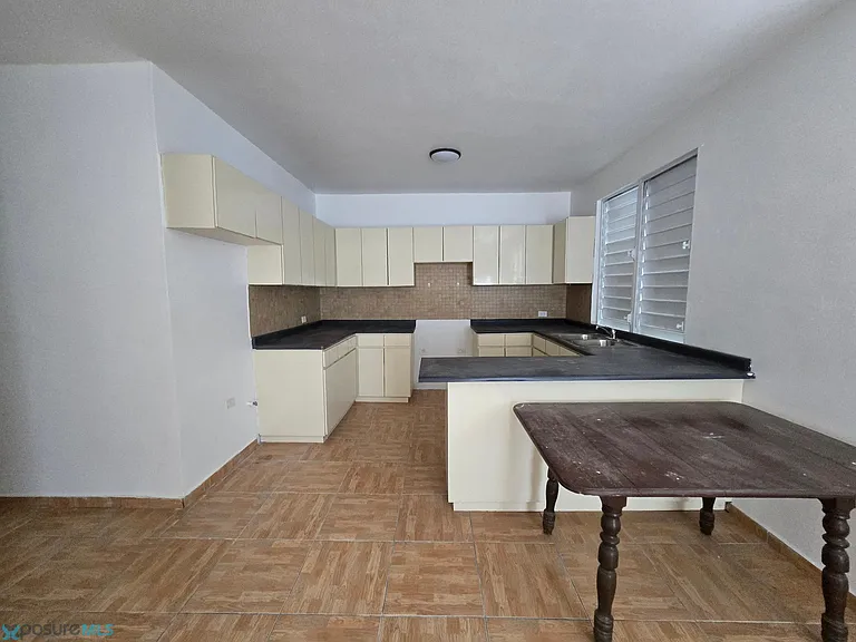3B Cll Providencia Reparto Lopez #128 — Photo 6