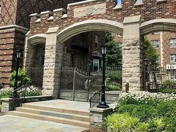 275 Engle St APT P5