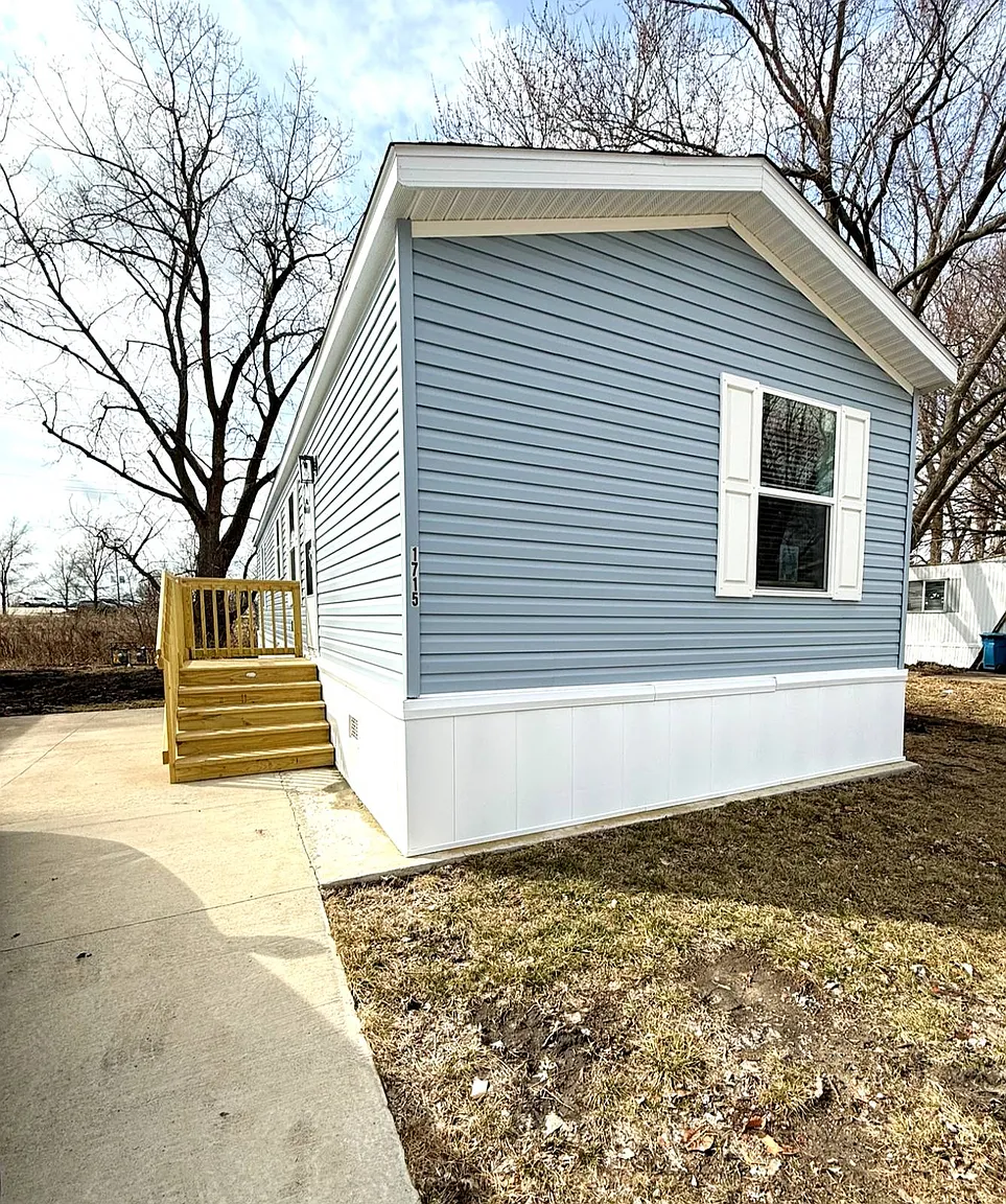 1715 B St photo 1
