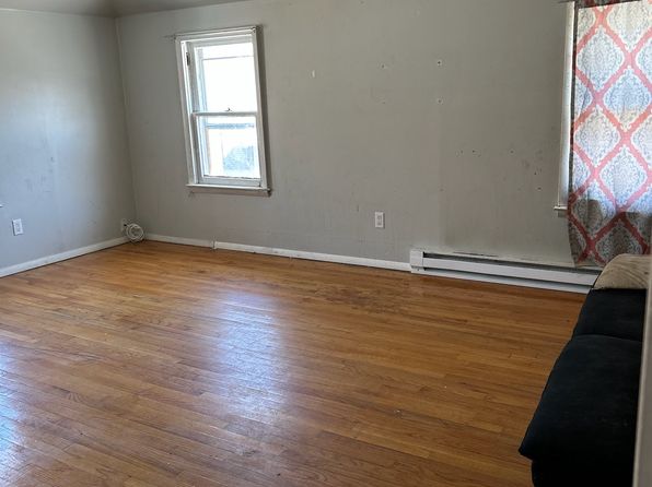 327 S Main St #101