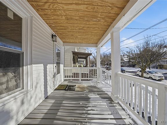 4th image of 66 Woodside Ave