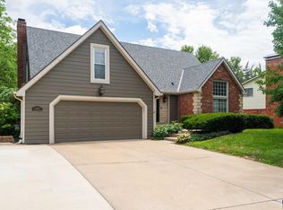 2909 Oxford Rd, Lawrence, KS 66049