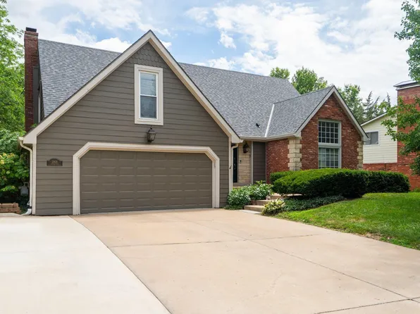 2909 Oxford Rd, Lawrence, KS 66049