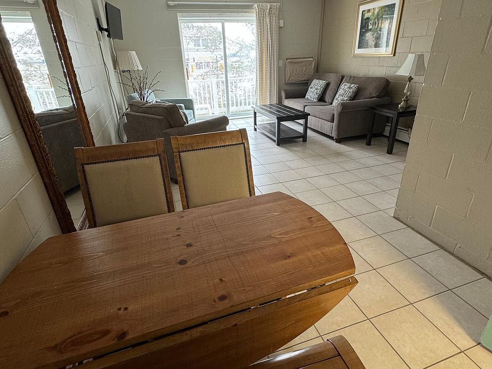 1st image of 30 Milliken St Floor 2