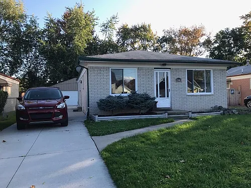 22412 Milner St Photo 1