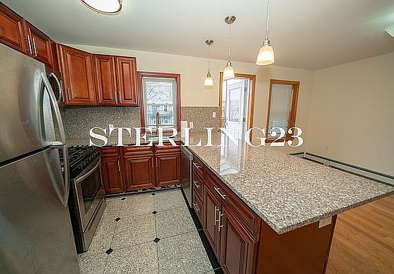 3rd image of 21-38 37th St #3