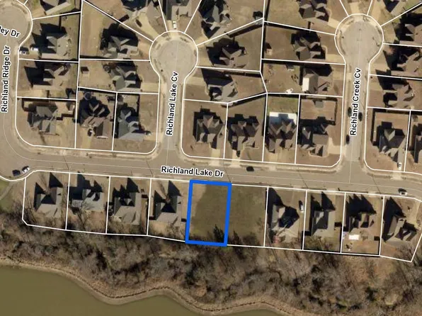 8511 Richland Lake Dr #64, Memphis, TN 38133