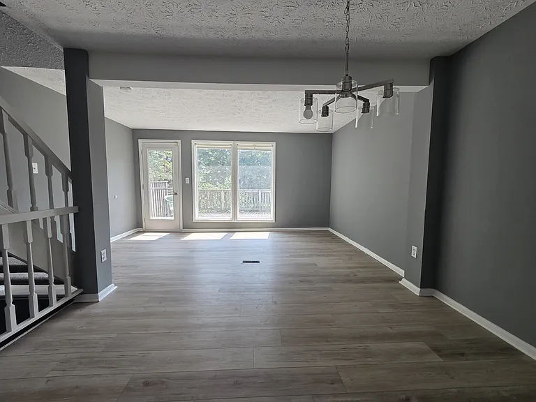 8237 Styers Ct — Photo 4