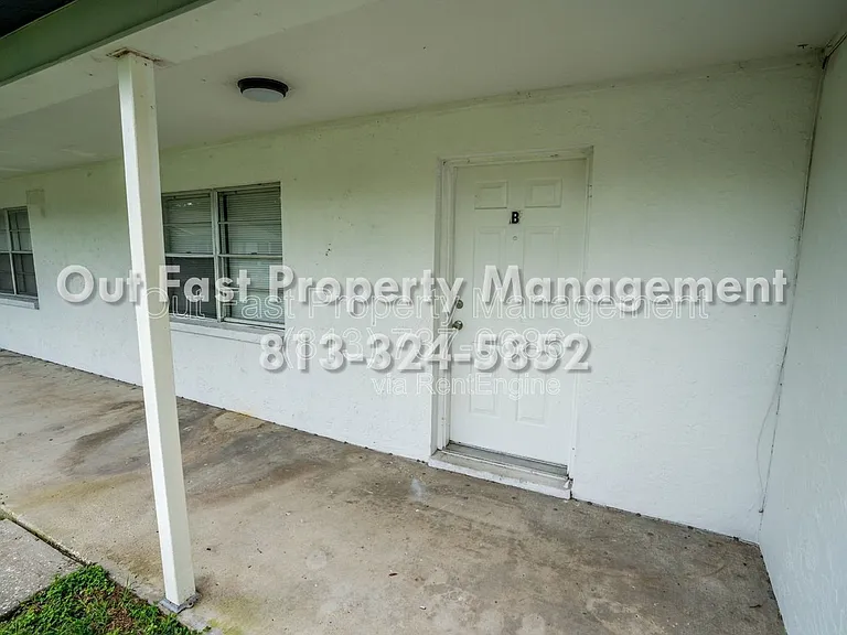 6913 Mathers Ln #B — Photo 3