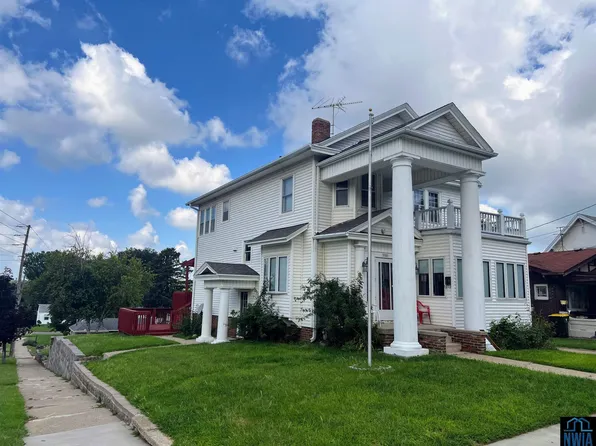 3301 Jackson St, Sioux City, IA 51104