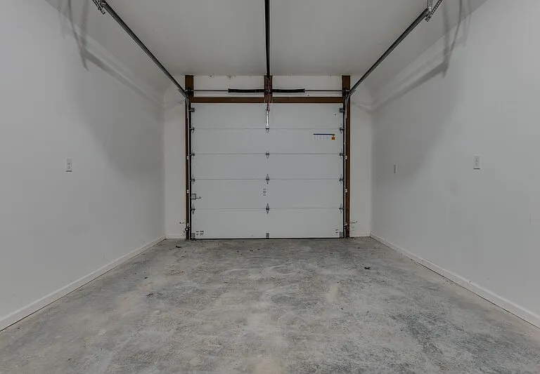 271 Garry Dr #A — Photo 29