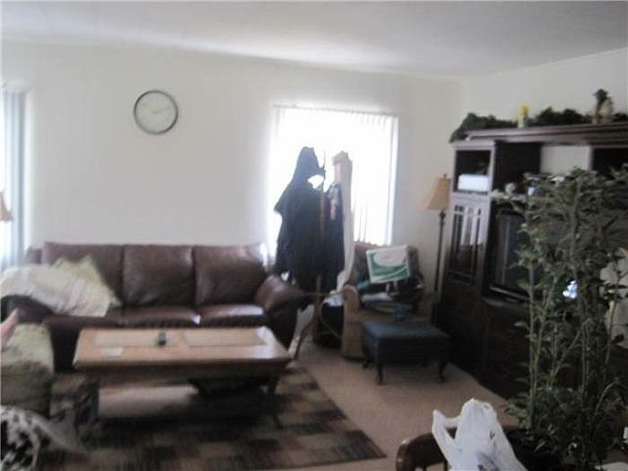 2nd image of 662 Elder Ave