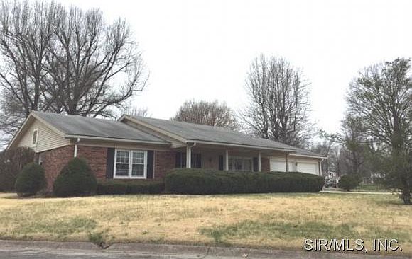 2nd image of 2213 Wedgewood Dr