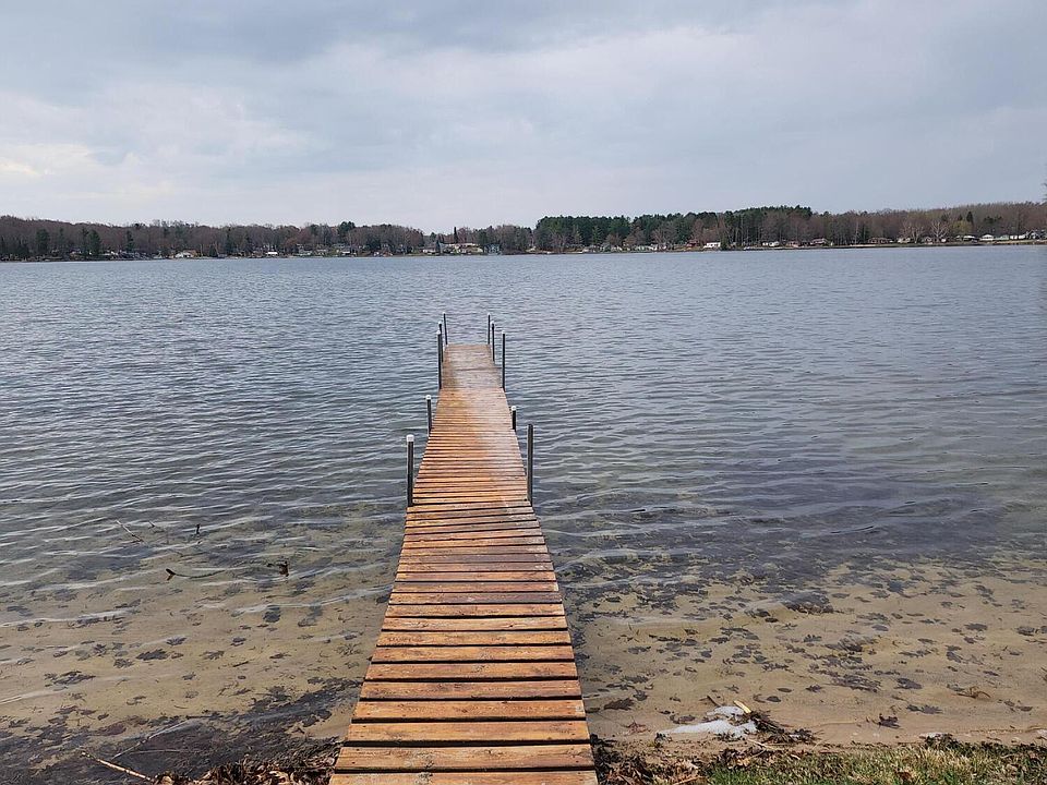 16193 Pretty Lake Dr, Mecosta, MI 49332 Zillow