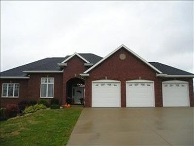 16766 Cordillera Dr, Peosta, IA, 52068