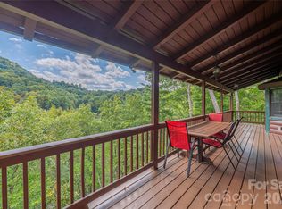 235 Timucua Trl, Waynesville, NC 28786
