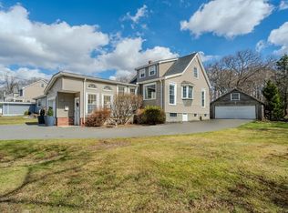 16 Kingmont St, Wakefield, MA 01880