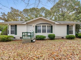 475 Turkey Point Rd, Sneads Ferry, NC 28460