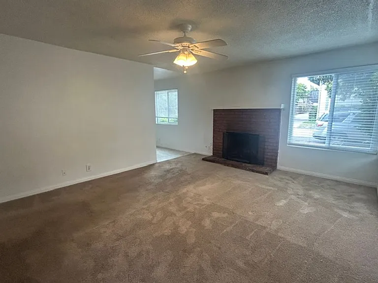 221 W Anapamu St — Photo 4