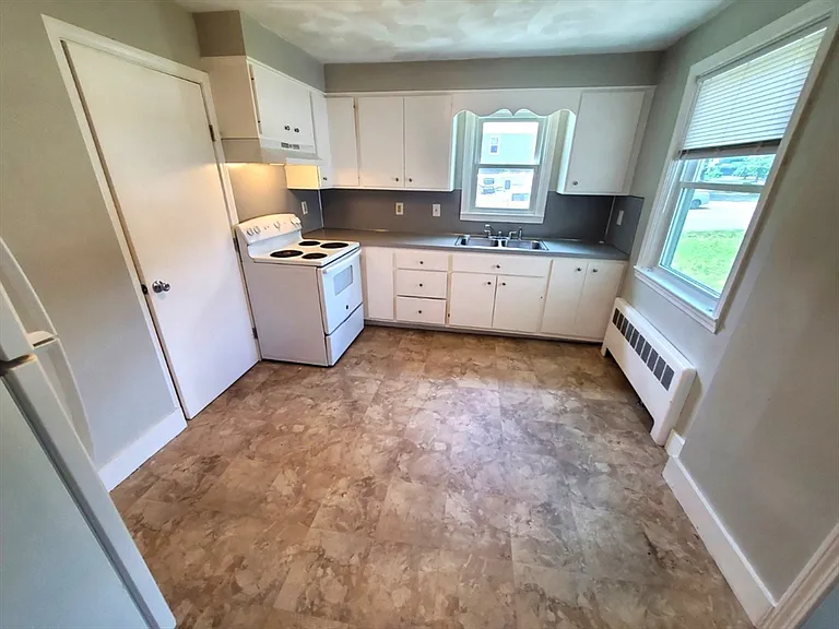 161 Matfield St #1A — Photo 2