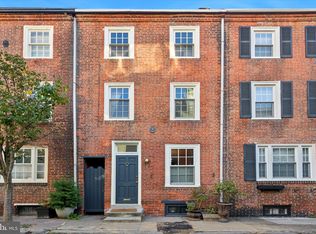 209 S Sartain St, Philadelphia, PA 19107
