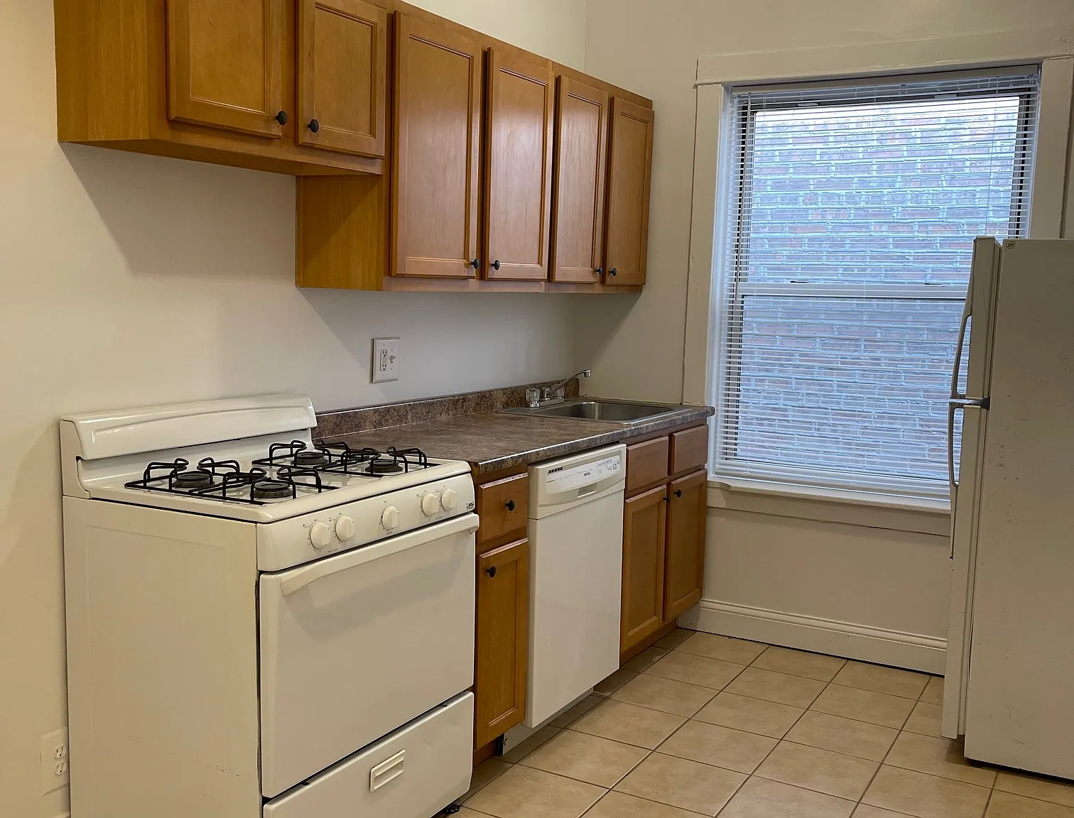 1 bed, 750 sqft, $1,495 — Photo 3