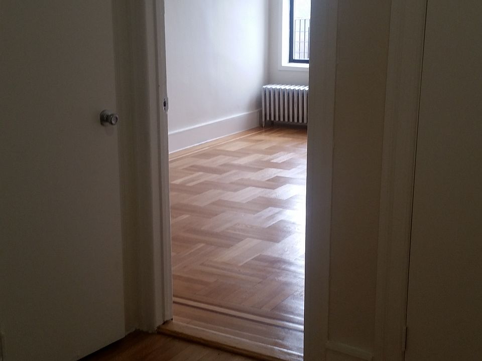 1st image of 4140 Carpenter Ave APT 5A