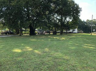 1009 Dellrose Dr, Bell Buckle, TN 37020
