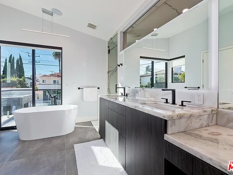 489 S Willaman Dr — Photo 35
