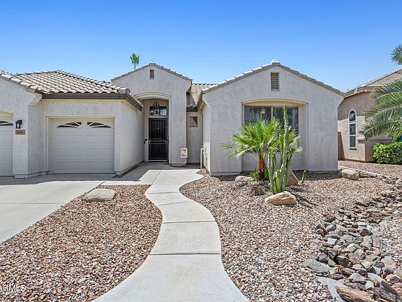4th image of 665 W GOLDFINCH Way