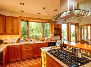 4470 Pioneer Ln, Wilson, WY 83014