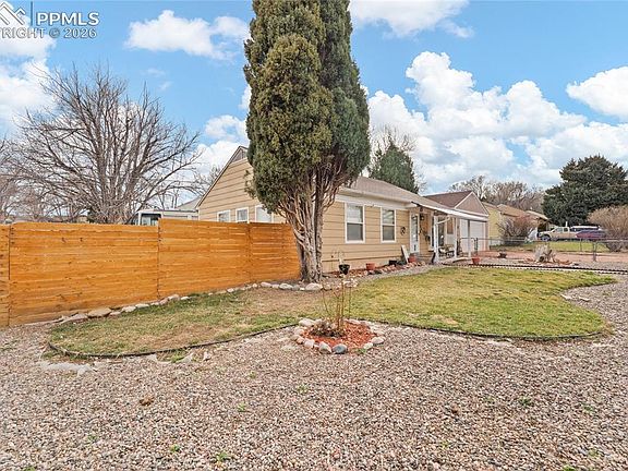 2nd image of 1047 Florence Ave