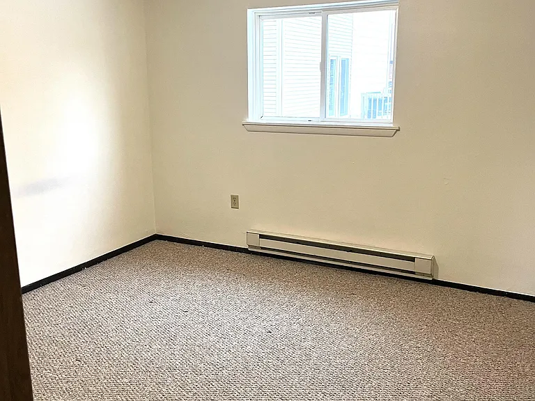306 Harvey Ave #4 — Photo 3