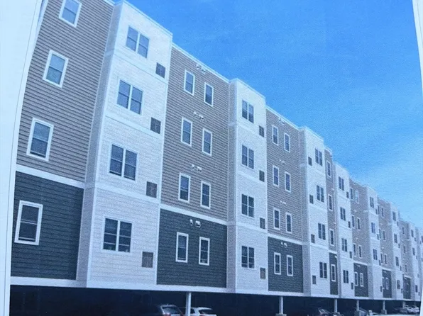 30 Franklin St Unit 422, Malden, MA 02148