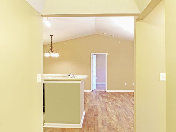 4th image of 769 Hidden Springs Dr