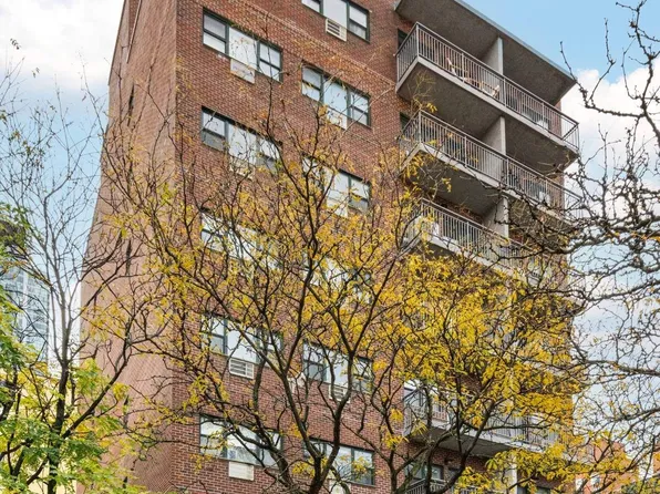 27-16 41st Avenue image 13 of 13