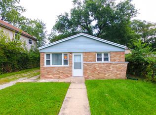 13805 S Kedvale Ave, Robbins, IL 60472
