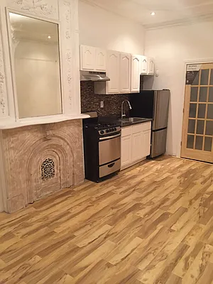 Rented by Book A Broker | media 5