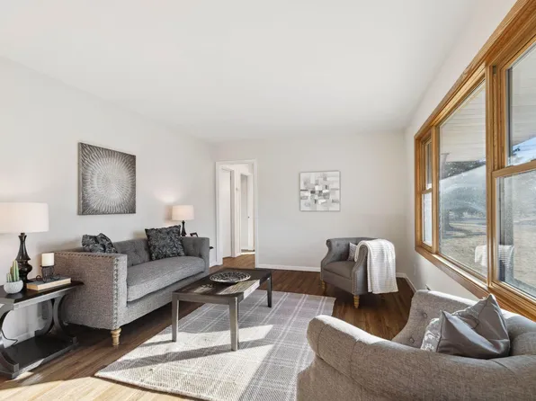 6508 71st Ave N, Brooklyn Park, MN 55428