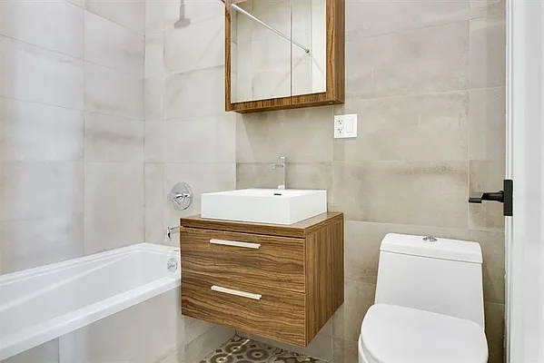 Rented by City View Living | media 57