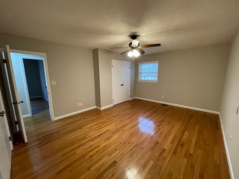 2902 Highbrook Ct — Photo 15