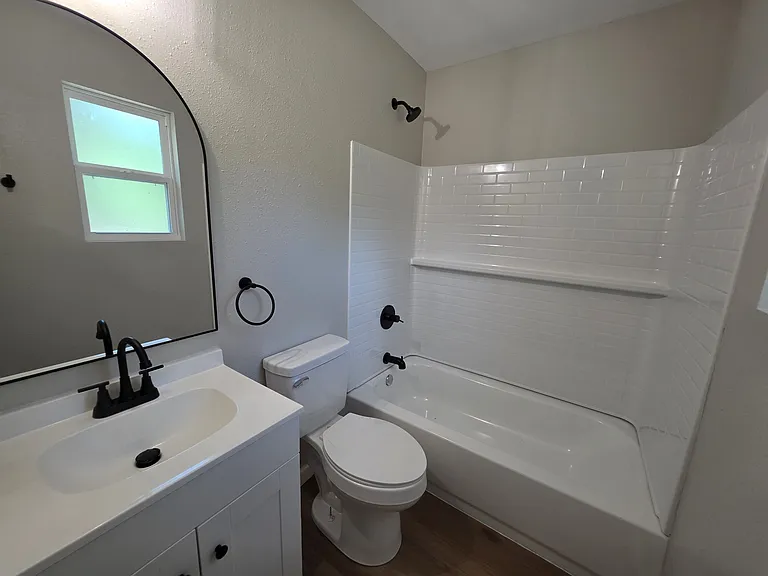 11509 Lou St — Photo 6