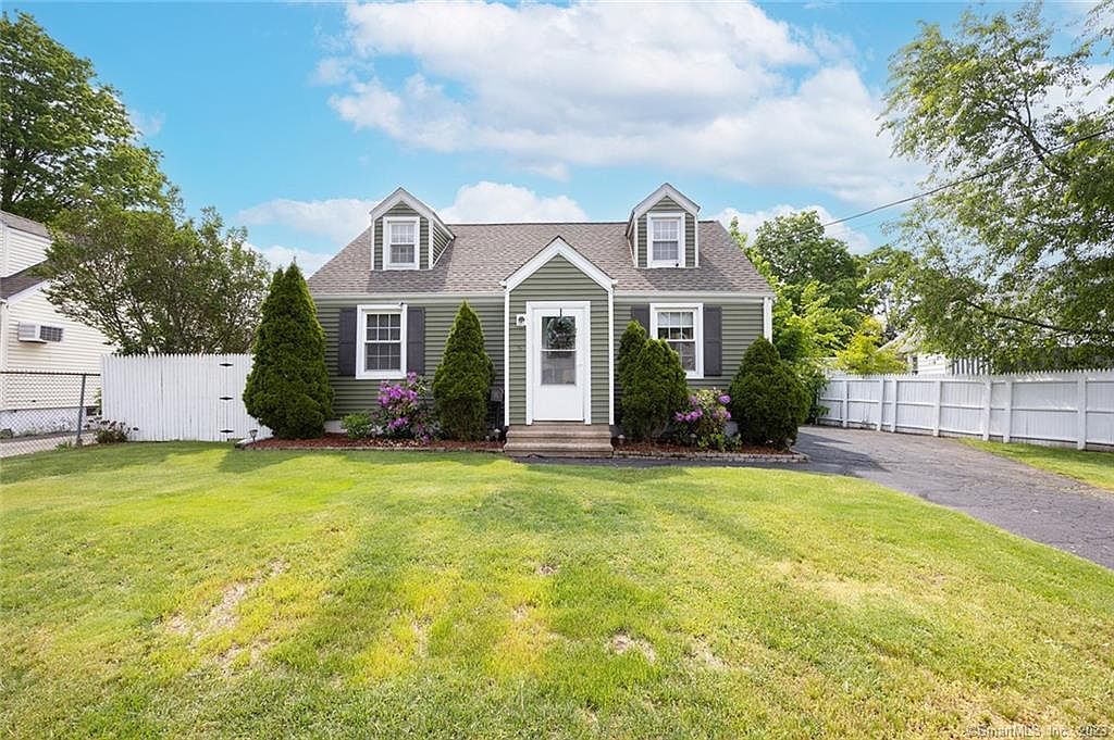 35 Guilford Ct, East Haven, CT 06512 MLS 170597398 Zillow
