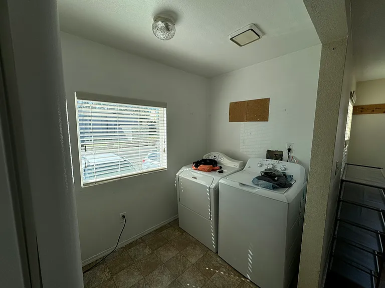 2804 McLeod Rd — Photo 22