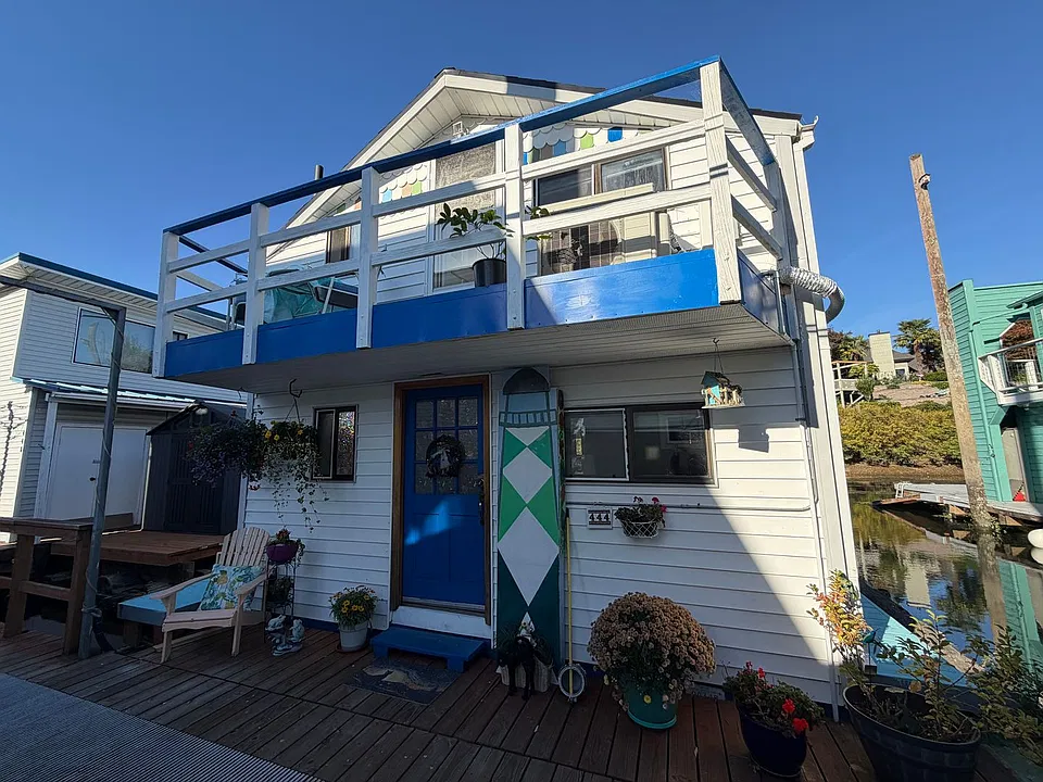 444 N Tomahawk Island Dr