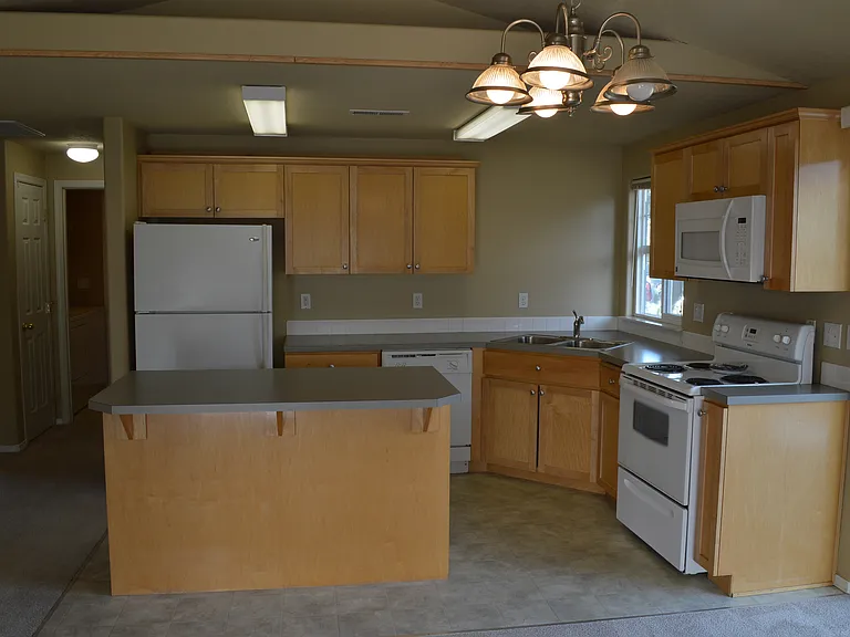 61121 Larkspur Loop — Photo 5