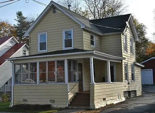 710 Fulton St
