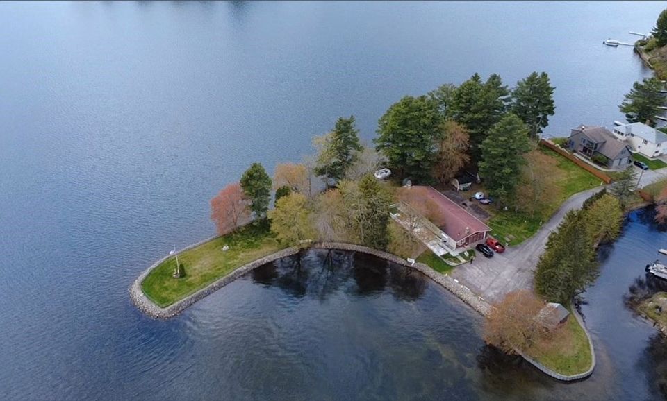 1st image of 20 Indian Point Rd