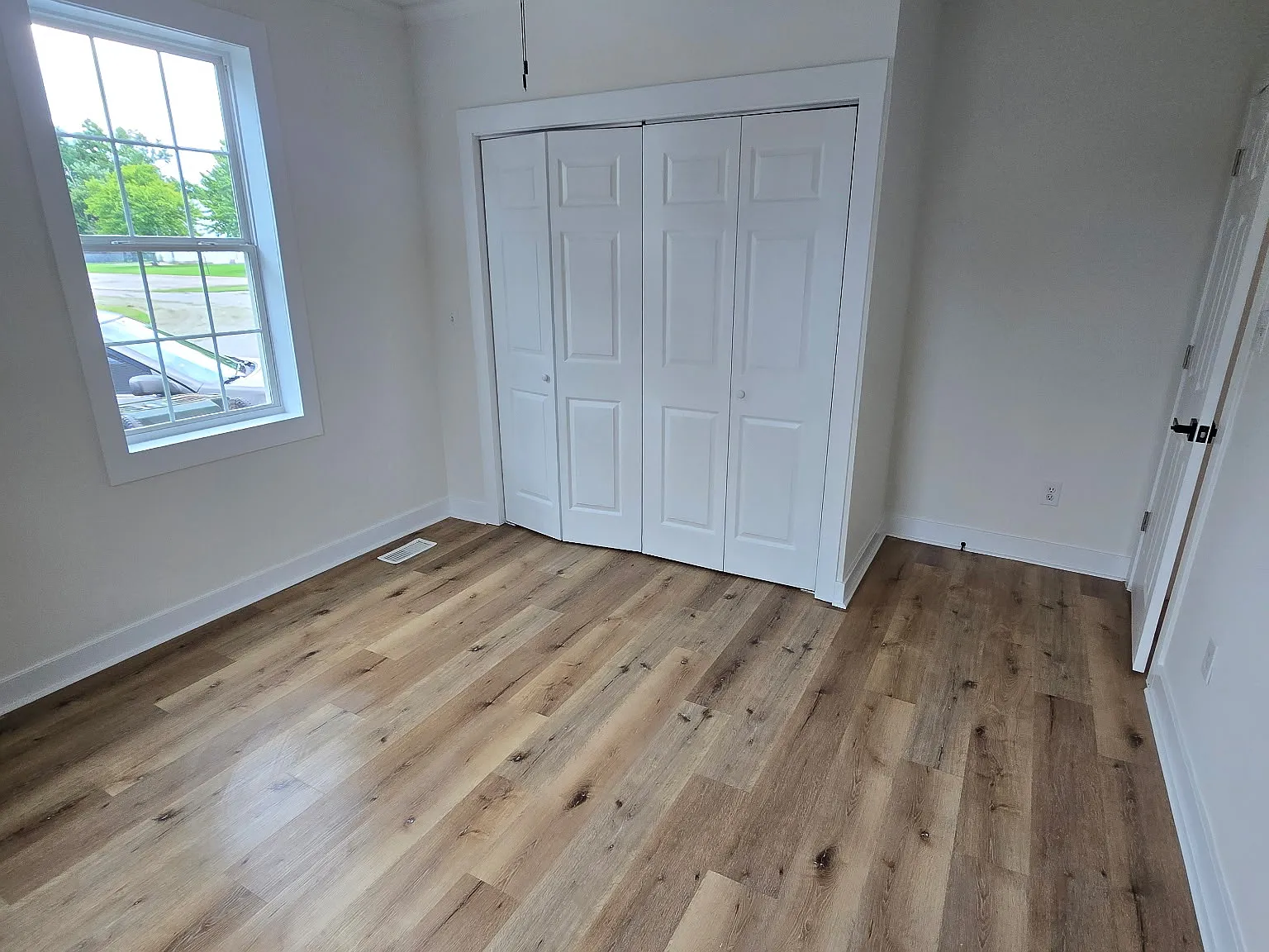 225 e 24th st muncie — Photo 3