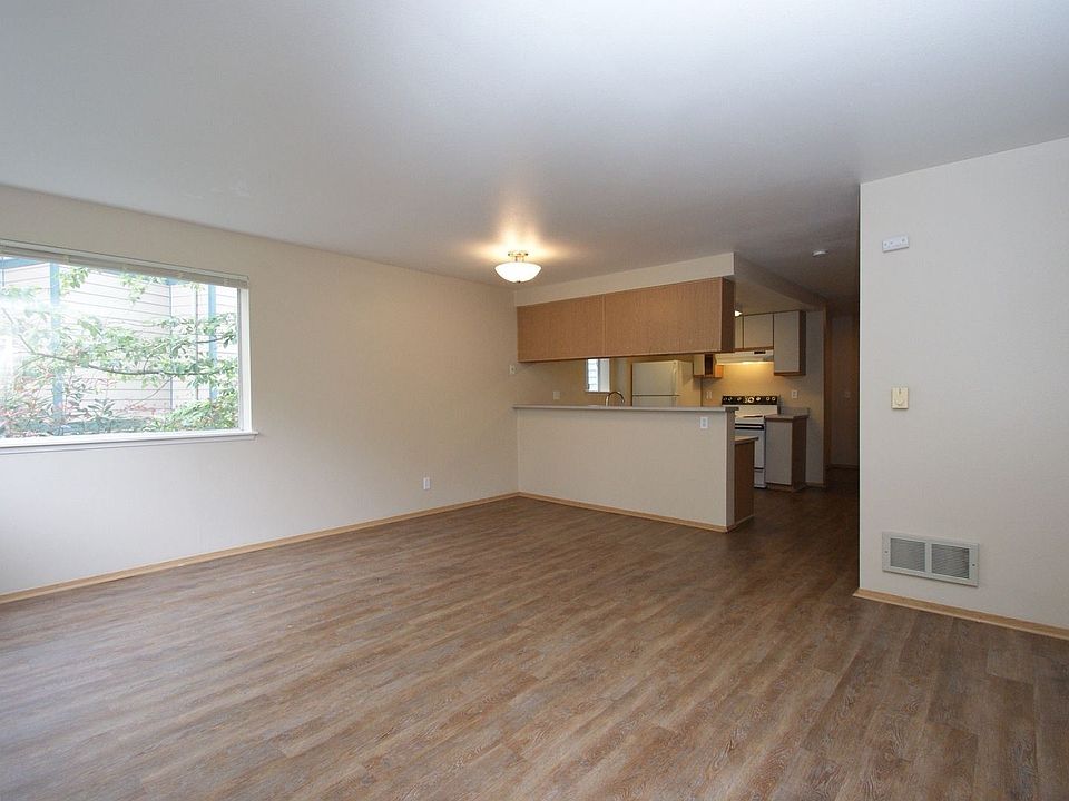 1st image of 3230 SW Avalon Way #205